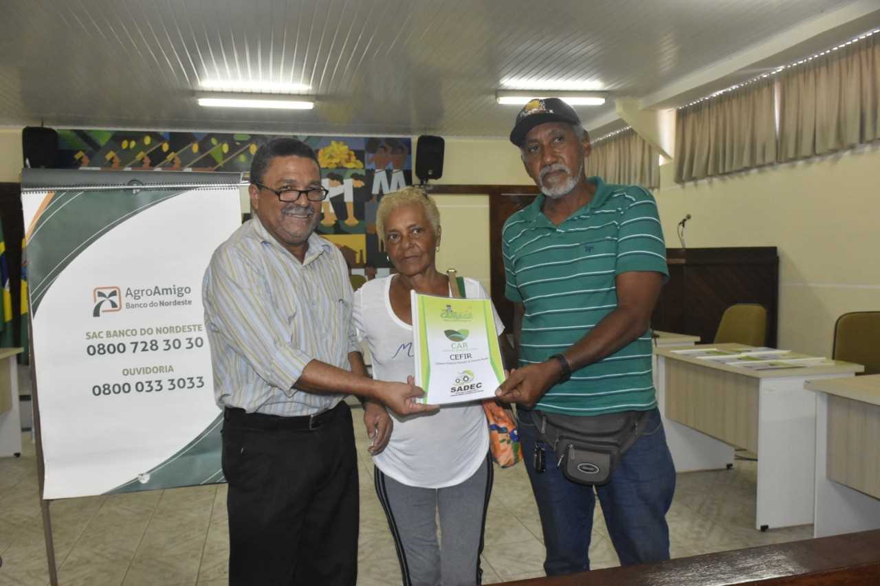 Camacã: Prefeitura entrega CEFIR de graça para Pequenos Produtores